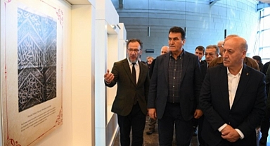 Bursa Osmangazi'de Emir Sultan'a özel sergi düzenlendi
