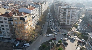 Manisa İbrahim Gökçen Bulvarı’nda asfalt çalışmaları