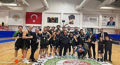 Sakarya Büyükşehir Basketbol Takımı deplasmanda farkla kazandı