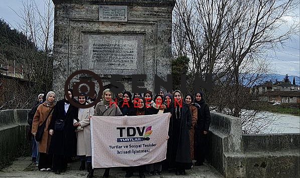 Üniversite öğrencileri tarih kokan sokaklarda Sakarya’yı tanıdı