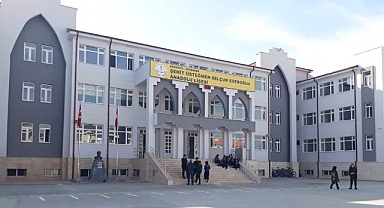 Serdivan Şehit Üsteğmen Selçuk Esedoğlu Anadolu Lisesi'nden Kermese Davet
