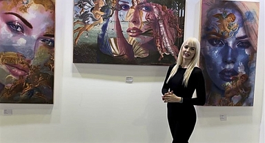 Simay Kışlaoğlu, World Art Dubai'de kadın gücünü yansıttı