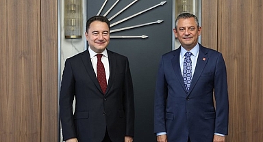 CHP Genel Başkanı Özel, DEVA Partisi Genel Başkanı Babacan ile görüştü