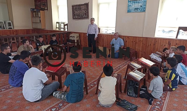 Taraklı Müftüsü Camileri Gezerek Kurs Gören Öğrencilerle Bir Araya Geldi