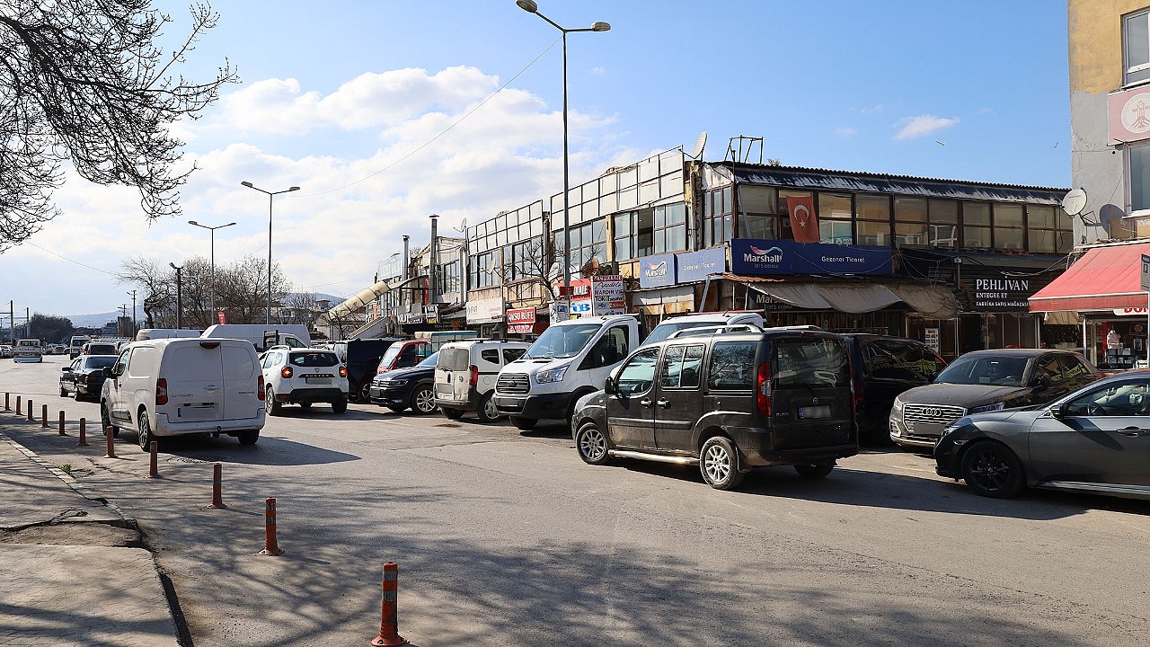 Her köşe başında aynı hatırlatmayı yapıyorlar