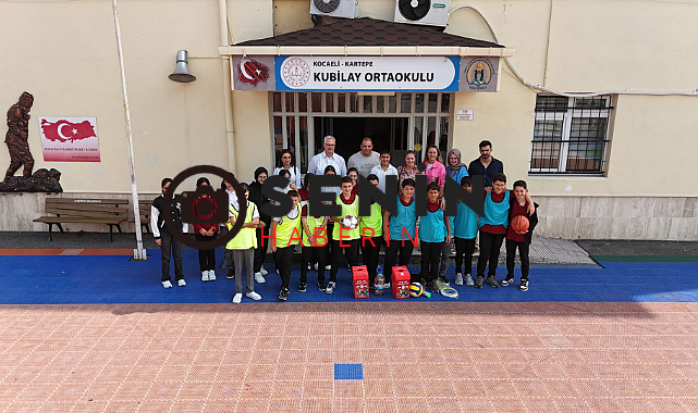 Kocaeli’de öğrenciler atık toplamak için yarıştı