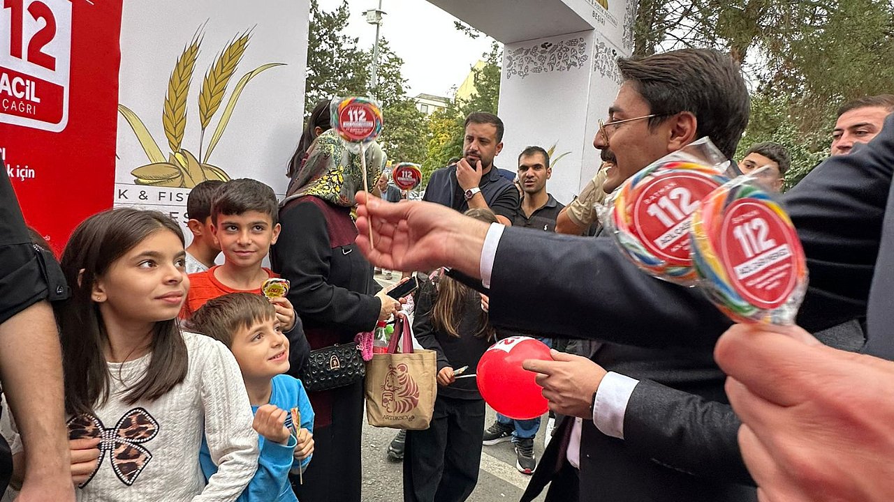 Batman 112 Acil Çağrı Merkezi, Beşiri 3. Danuk ve Fıstık Festivalinde Toplum Bilincini Artırdı