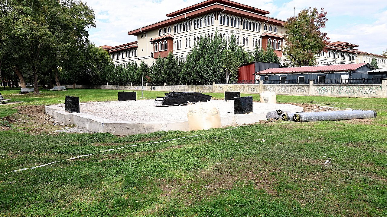 İnteraktif oyun alanları yükleniyor…