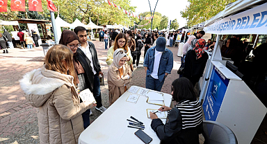 Üniversitede Büyükşehir rüzgârı: İkramlar, hediyeler