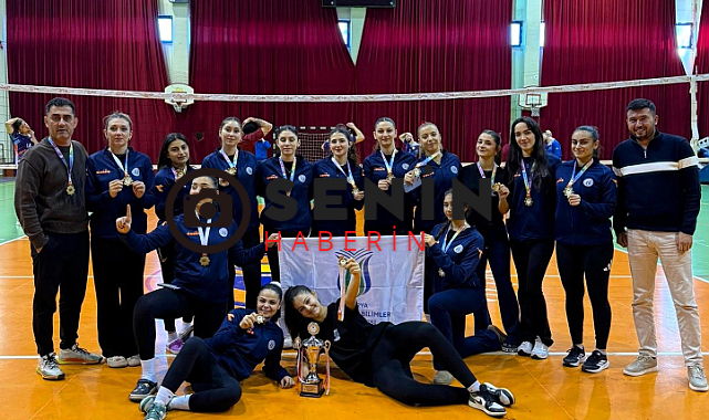 SUBÜ’den voleybolda çifte birincilik