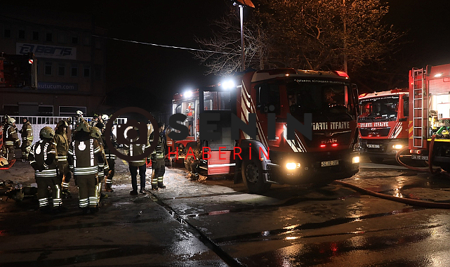 İstanbul Avcılar'da depo yangını