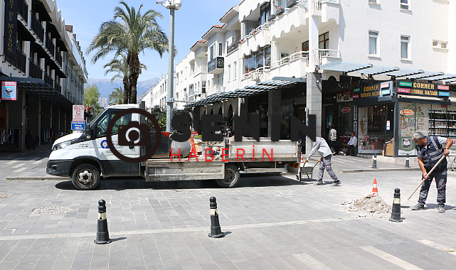 Büyükşehir ekiplerinden Kemer Liman Caddesi’nde çalışma