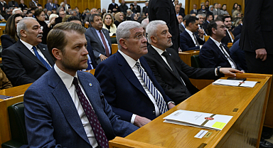 İyi  Parti Genel Başkanı Müsavat Dervişoğlu, Ortadoğu'daki gelişmeler kapsamında yapılması gerekenlere işaret etti.