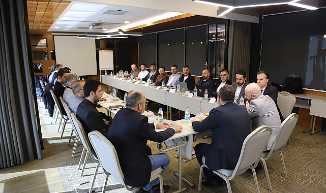  Tüm Raylı Sistem İşletmecileri Derneği (TURSİD) Elektrik-Elektronik Tesisler Komisyonu’nun 18. toplantısı Eskişehir’de gerçekleştirildi. 