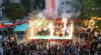 Gölcük Sğpor Finali Kazanıp Bal Liğine Veda Etti