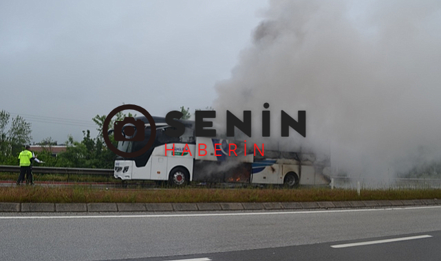 Hendekte Yolcu Otobüsü Yandı.
