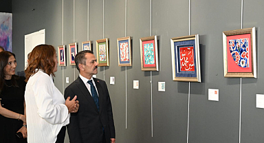 Kocaeli Valisi İlhami Aktaş, Mirasın Peşinde: Dünya Müzelerinde Türk Çinileri Sergisi’ni Ziyaret Etti