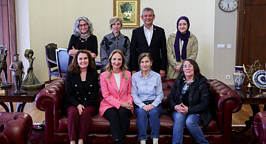 Özgür Özel,e Destek Ziyaretleri Sürüyor