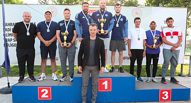 Kocaeli Kağıtspor, Bükreş'te minderi salladı