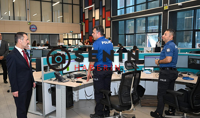 Kocaeli Valisi İlhami Aktaş, 112 Acil Çağrı Merkezi’nde İncelemelerde Bulundu