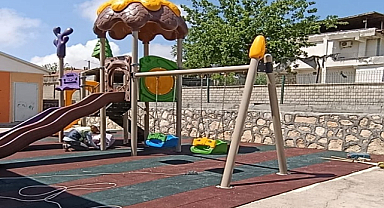 Okul Bahçeleri Yeni Oyun Alanlarıyla Renkleniyor
