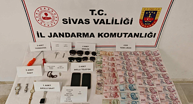 Sivasta Oto Hırsızları Yakalandı