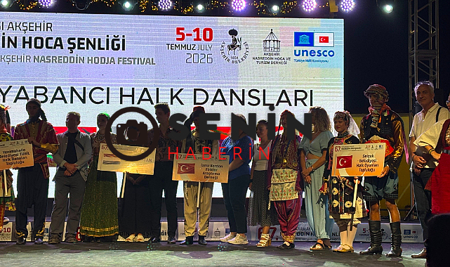 Efes Selçuk Belediyesi Halk Oyunları Ekibi Uluslararası Akşehir Nasreddin Hoca Şenliği'nde Alkışlandı.