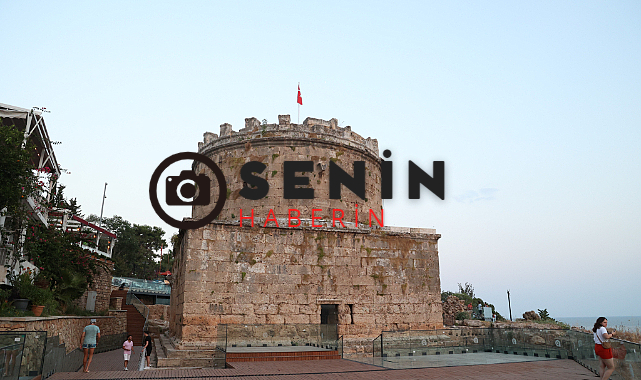 Hıdırlık Kulesi yeniden Antalyalılarla buluştu