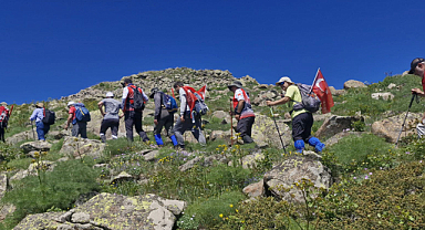 Yıldız Dağı'nda “15 Temmuz Şehitleri Anma Tırmanışı” Gerçekleştirildi