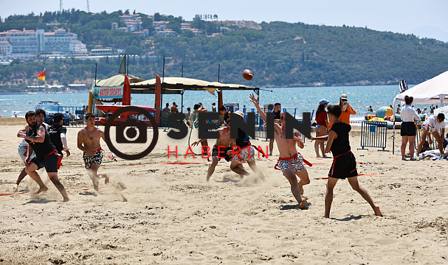 Efes Selçukda Beach Flag Futbol Heyacanı Yaşandı