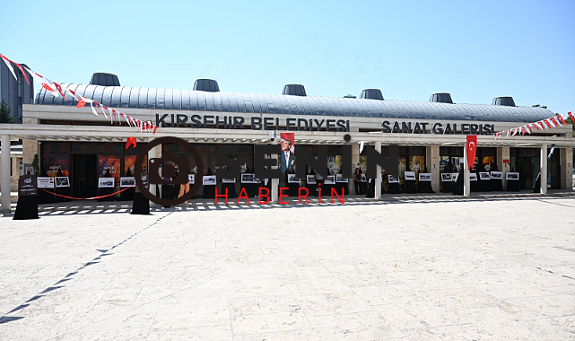 Kırşehirde Zafer Haftası Fotograf Sergisini Açtı