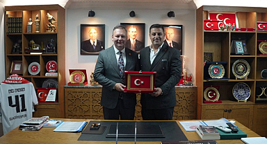 MHP Darıcadan İl Başkanına Hayırlı Olsun Ziyareti