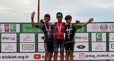 Sakaryalı pedallar Türkiye Şampiyonası’nda madalyaları topladı