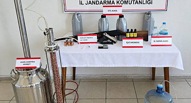 Sakayada Sahte Alkol Üreten 5 Şüpheli Yakalandı