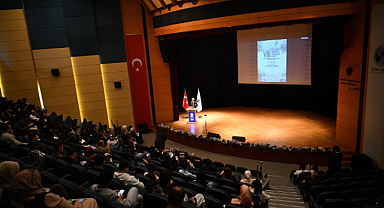 SAU'de VIII. Ortadoğu'da Siyaset ve Toplum Kongresi Başladı